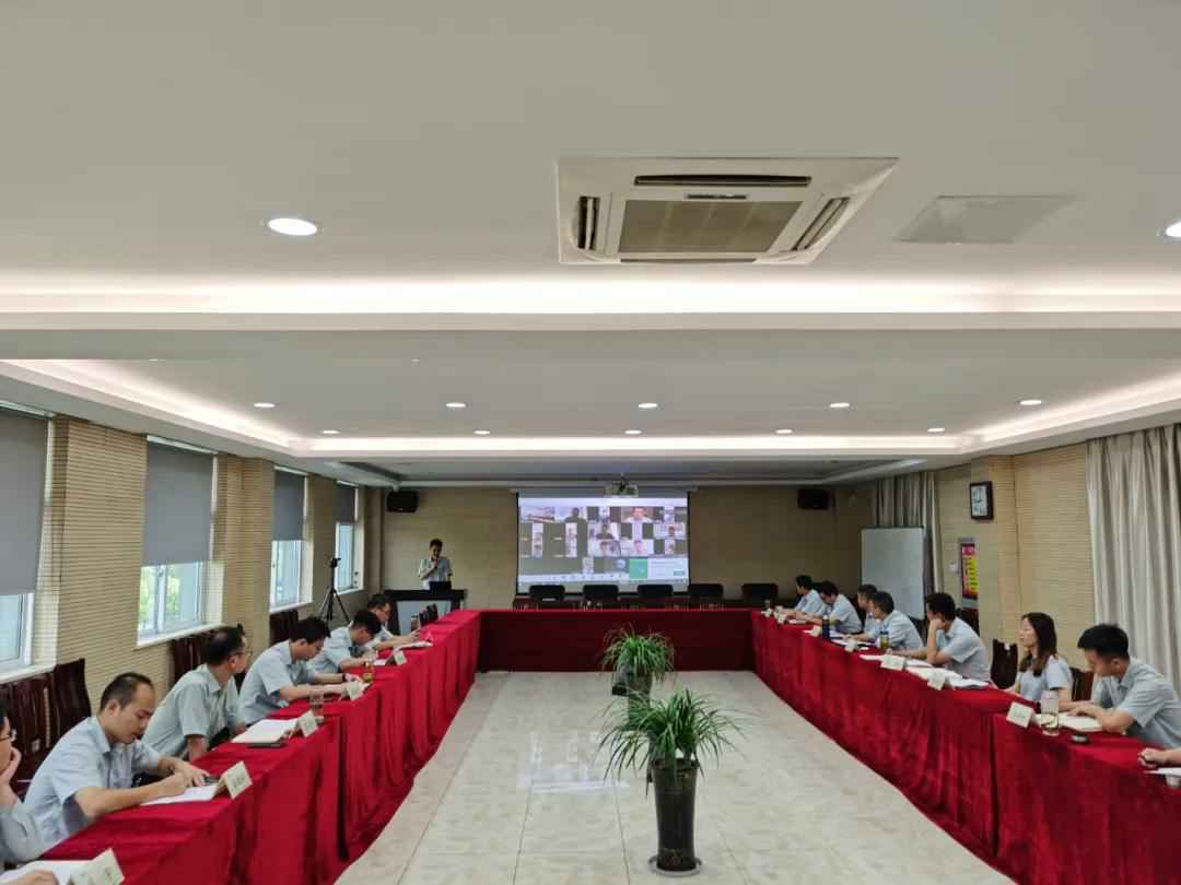 福州邓浩健康食品研究有限公司举行2020年上半年度销售会议